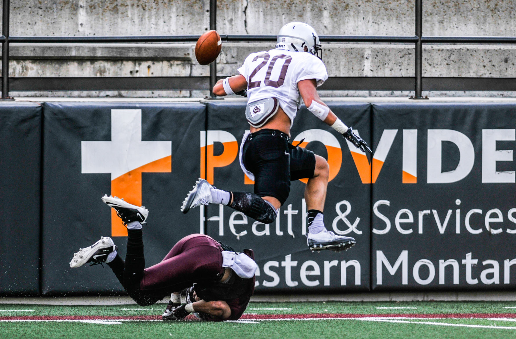 082017 grizscrimmage4 rw.jpg
